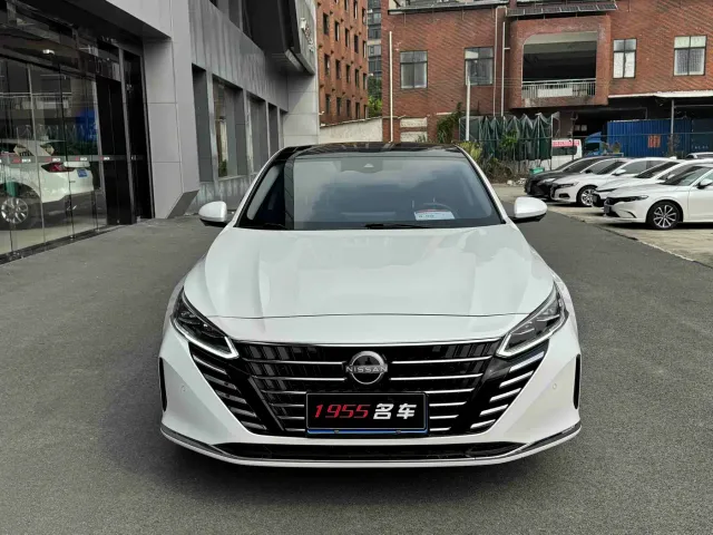Фотография автомобиля — Nissan Teana