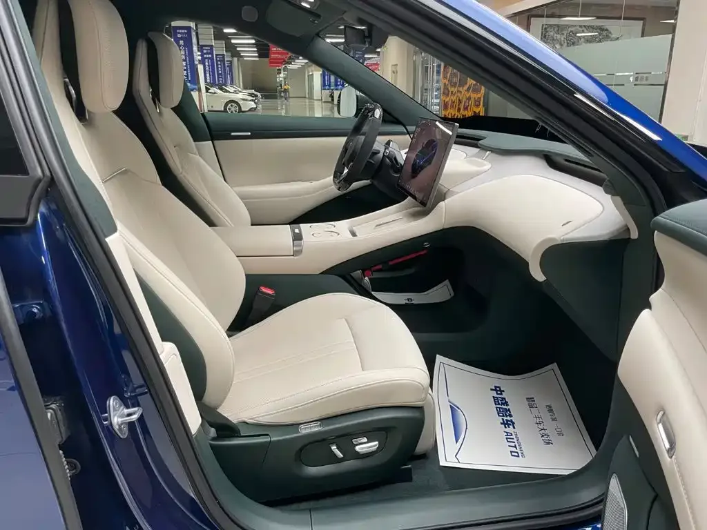Xiaomi Auto Xiaomi YU7 2025 Ultra Long Range High Performance AWD Max Edition — Фото автомобиля 16