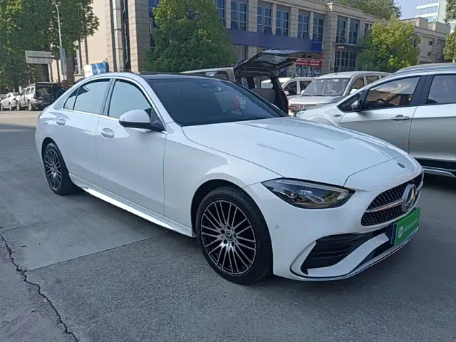 Mercedes-Benz C-Class — Фото автомобиля 3