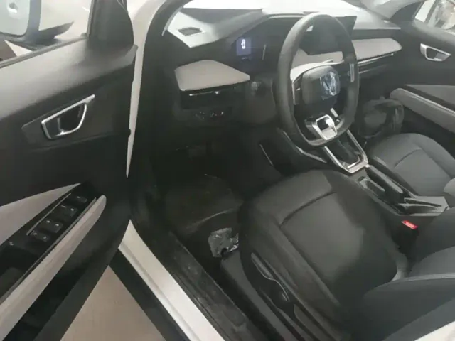 Wuling Xingchi — Фото автомобиля 15