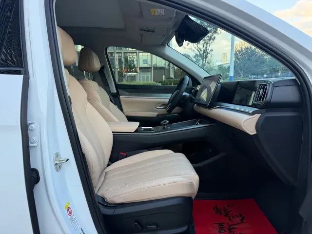 BYD Song Pro — Фото автомобиля 9