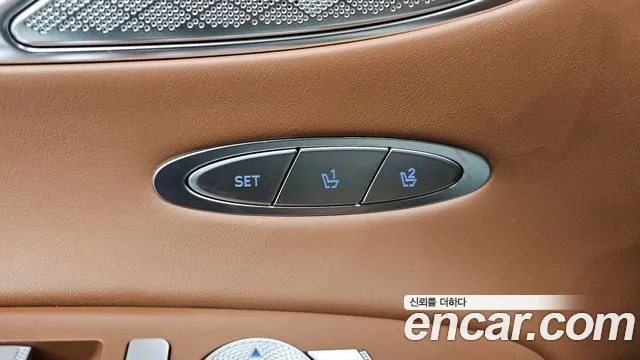Genesis GV70 — Фото автомобиля 29