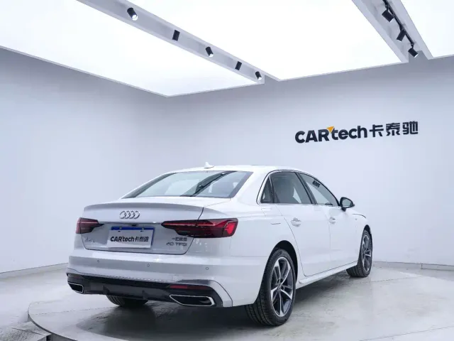 Audi A4L — Фото автомобиля 21