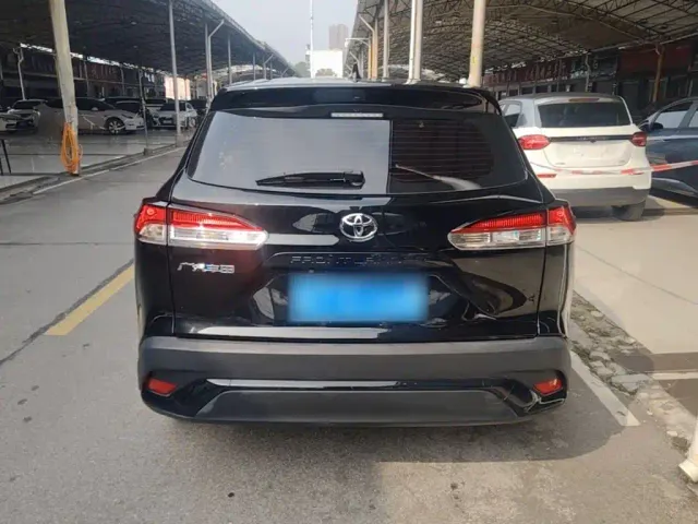 Toyota Frontlander — Фото автомобиля 5