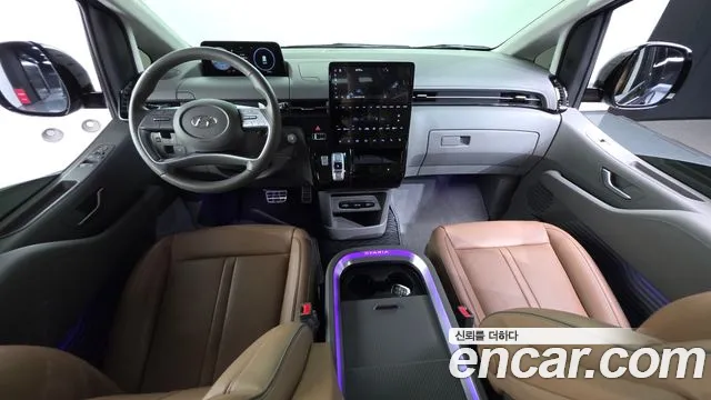 Hyundai Staria — Фото автомобиля 10
