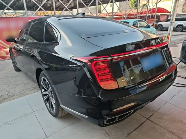 Hongqi H9 — Фото автомобиля 4