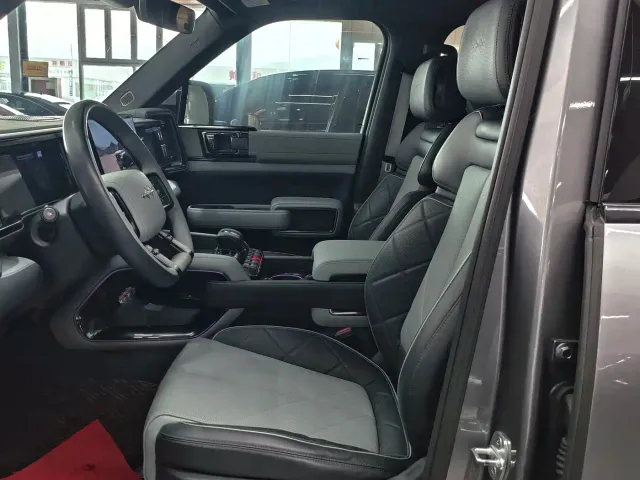 BYD FangChengBao Leopard 5 — Фото автомобиля 3