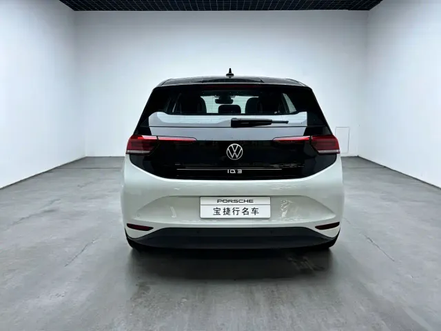 Volkswagen ID.3 — Фото автомобиля 5