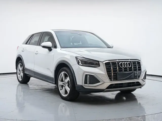 Audi Q2L — Фото автомобиля 3