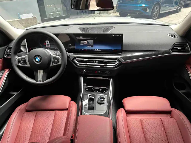 BMW 3 Series — Фото автомобиля 8
