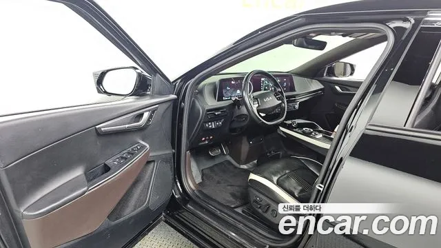 Kia EV6 — Фото автомобиля 15