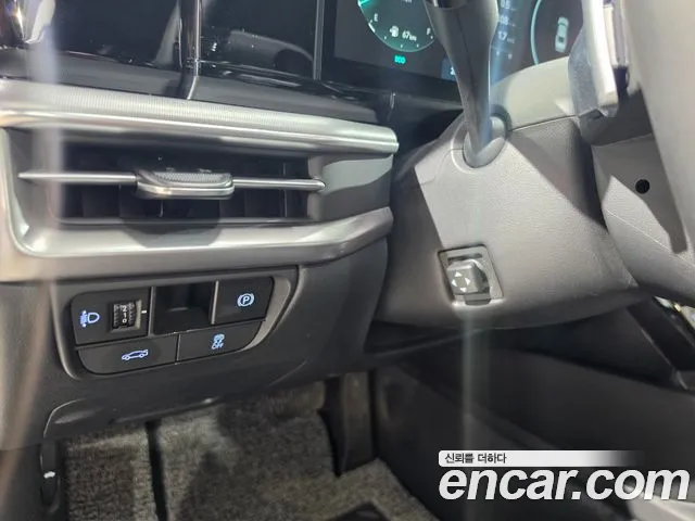Hyundai Grandeur GN7 — Фото автомобиля 15