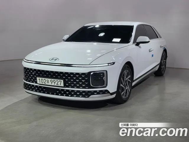 Фотография автомобиля — Hyundai Grandeur GN7