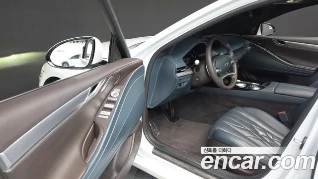Genesis G80 RG3 — Фото автомобиля 10