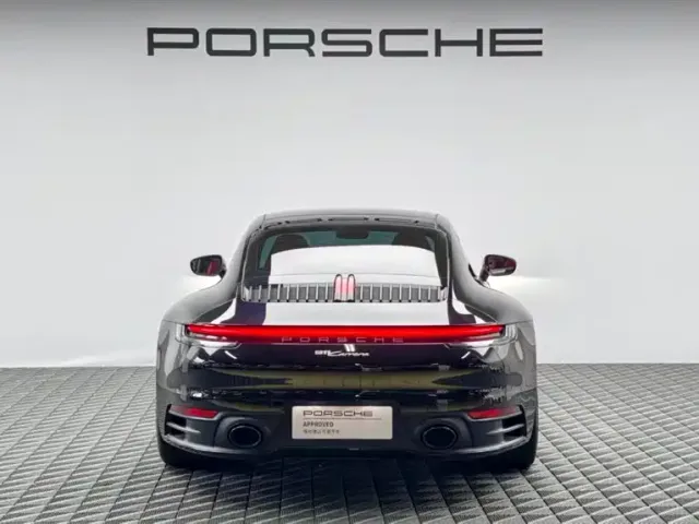 Porsche 911 — Фото автомобиля 5