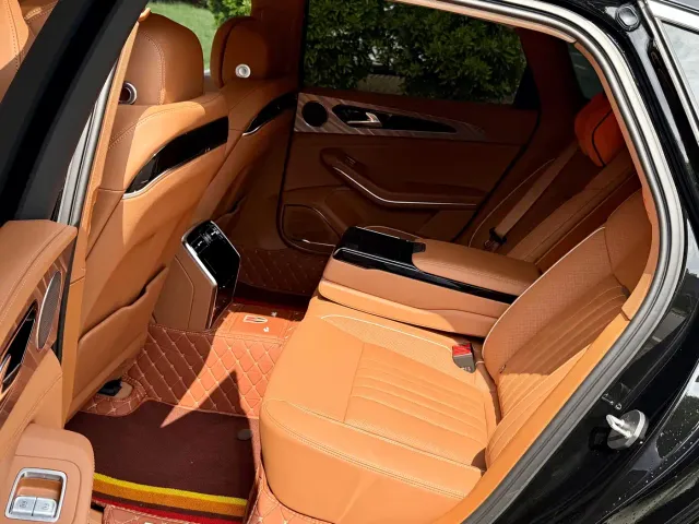 Hongqi H9 — Фото автомобиля 25
