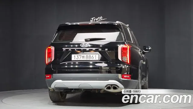 Hyundai Palisade Palisade Дизель 2.2 2WD — Фото автомобиля 3