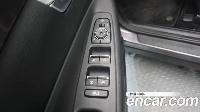 Hyundai Santafe Новый Santa Fe Дизель 2.2 4WD — Фото автомобиля 14