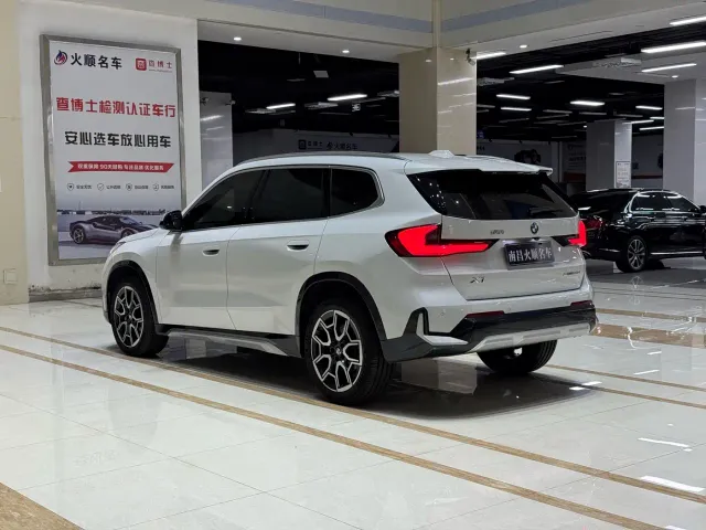 BMW X1 — Фото автомобиля 8