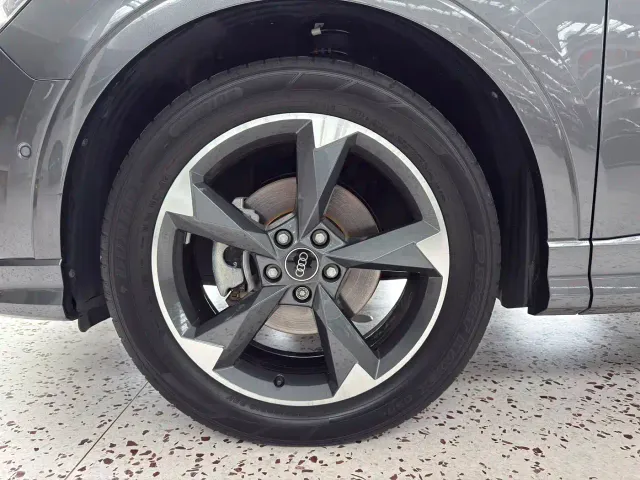 Audi Q3 — Фото автомобиля 18