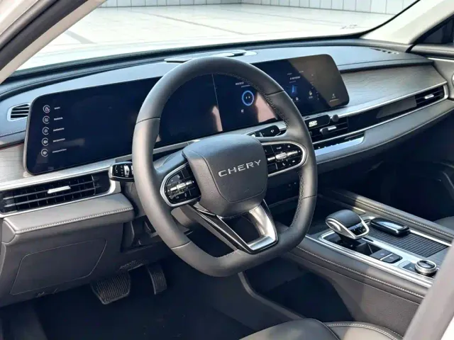 Chery Arrizo 8 — Фото автомобиля 6