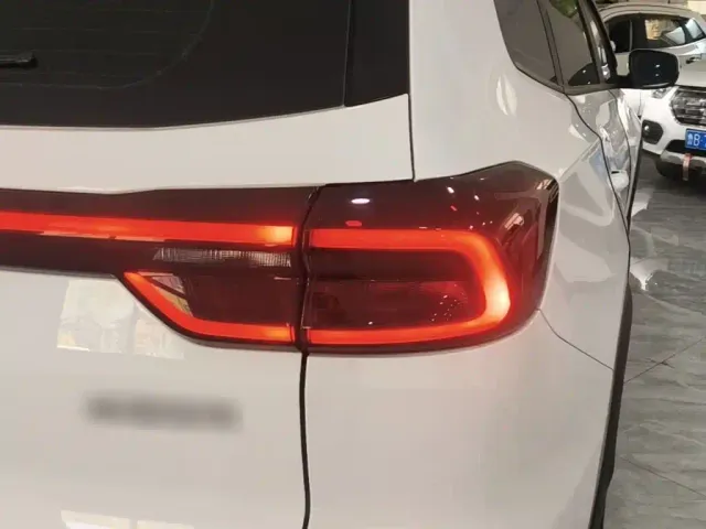 Chery Tiggo 8 — Фото автомобиля 7