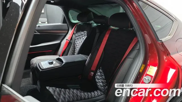Genesis G80 Бензин 3.5 турбо AWD — Фото автомобиля 12