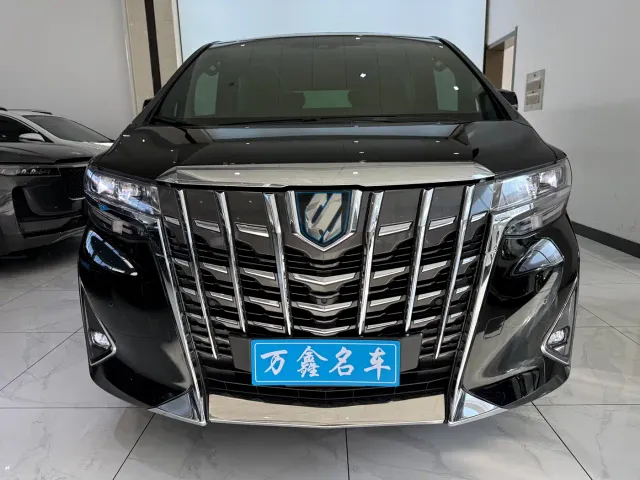 Toyota Alphard — Фото автомобиля 2