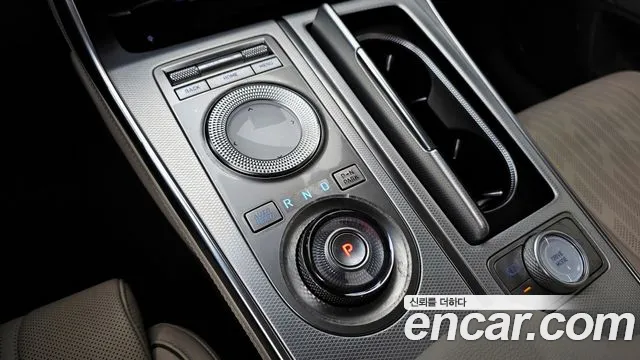 Genesis GV80 2.5T Бензин 2WD — Фото автомобиля 9