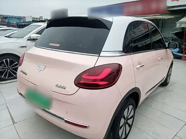 Wuling Bingo — Фото автомобиля 6