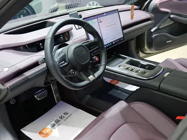 Xiaomi SU7 — Фото автомобиля 5