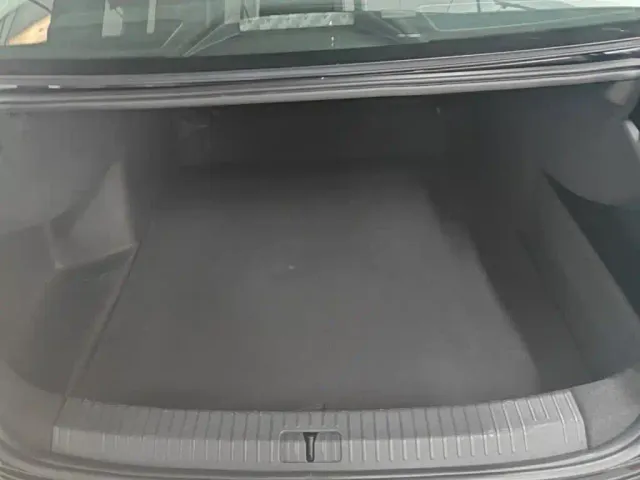 Volkswagen Passat — Фото автомобиля 18