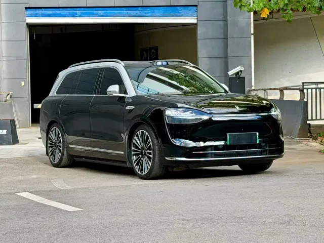 Aito M9 — Фото автомобиля 3