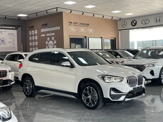 BMW X1 — Фото автомобиля 3