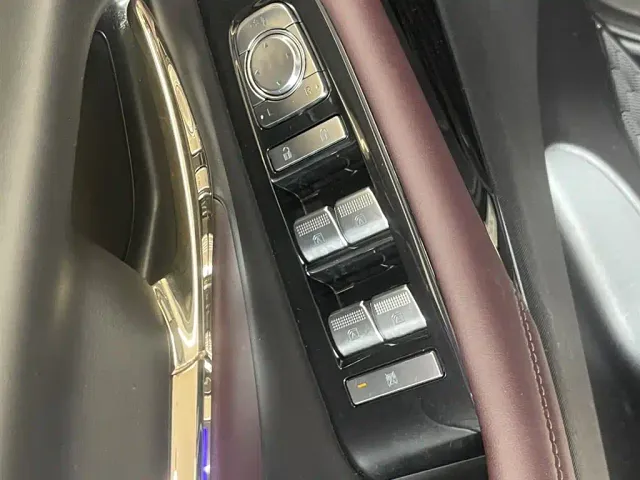 GAC Trumpchi M8 — Фото автомобиля 19