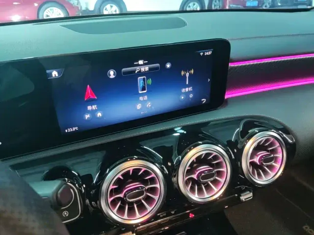 Mercedes-Benz A-Class — Фото автомобиля 12
