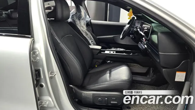 Hyundai Ioniq 6 — Фото автомобиля 25