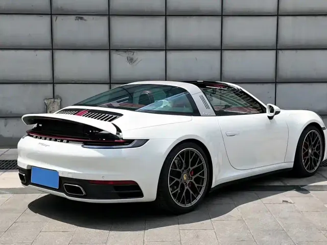 Porsche 911 — Фото автомобиля 7
