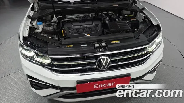 Volkswagen Tiguan — Фото автомобиля 6