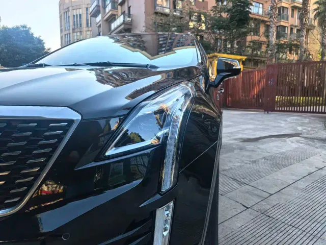 Cadillac XT5 — Фото автомобиля 14