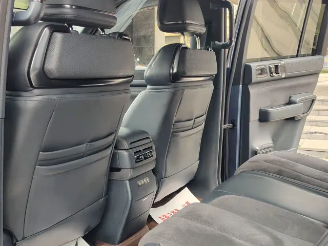 BYD FangChengBao Leopard 5 — Фото автомобиля 13