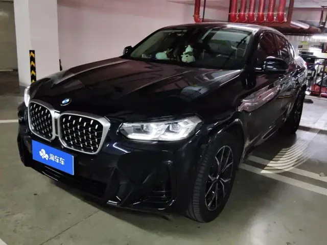 Фотография автомобиля — BMW X4