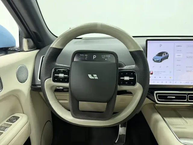 Li Auto L7 — Фото автомобиля 6
