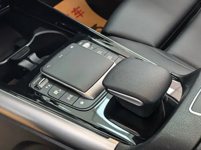 Mercedes-Benz GLA-Class — Фото автомобиля 13
