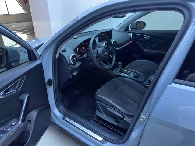 Audi Audi Q2L e-tron 2022 Q2L e-tron Pure Electric Intelligent — Фото автомобиля 12