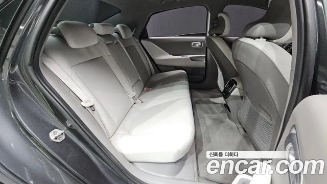 Hyundai Ioniq 6 — Фото автомобиля 18