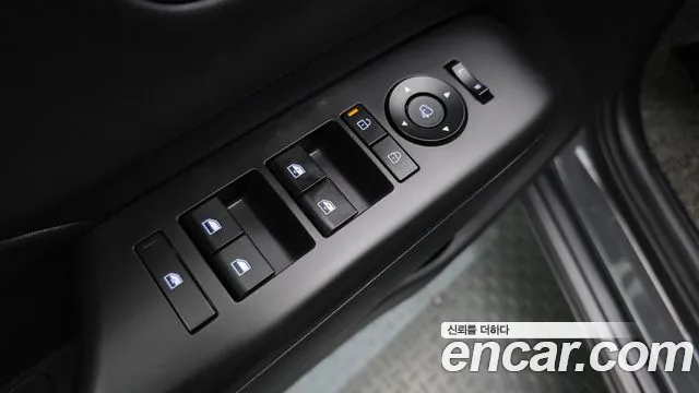 Hyundai Kona — Фото автомобиля 13
