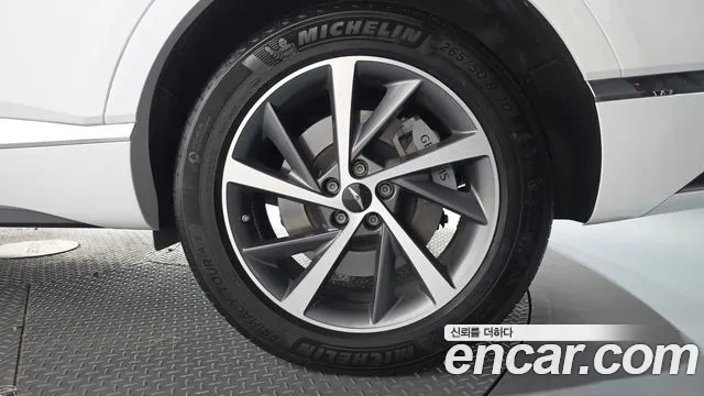 Genesis GV80 — Фото автомобиля 6