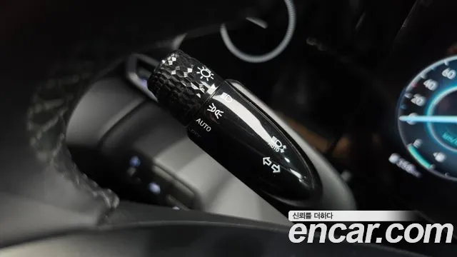 Hyundai AVANTE Avante (CN7) — Фото автомобиля 15