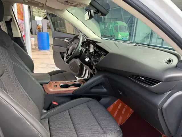 Buick Envision S — Фото автомобиля 8